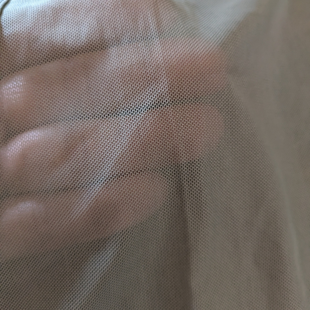 Mesh top - Picture 2 of 4